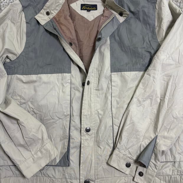 일본판 EATON 바람막이자켓 사이즈 100-105