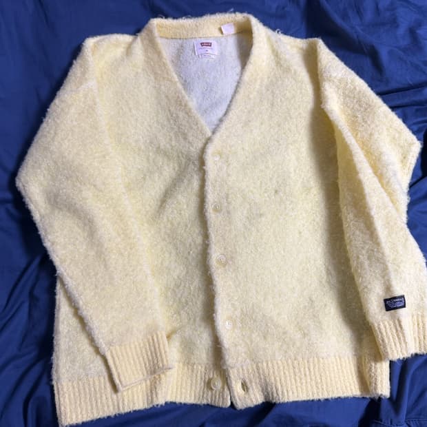 (M) 리바이스 코잇 박시 알파카 가디건 옐로우