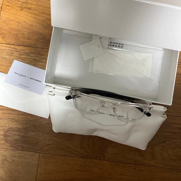 젠틀몬스터x마르지엘라 mm010s