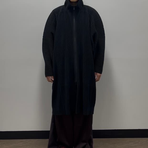 옴므플리세 이세이미야케 플리츠 코트 3사이즈