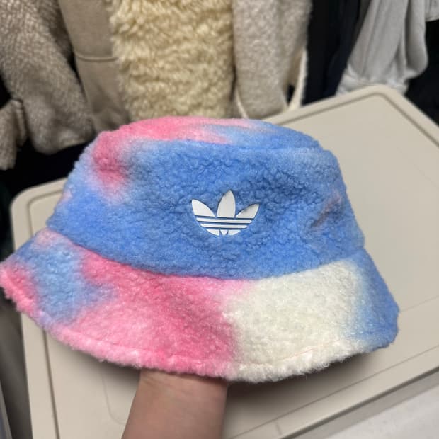 아디다스 버킷햇