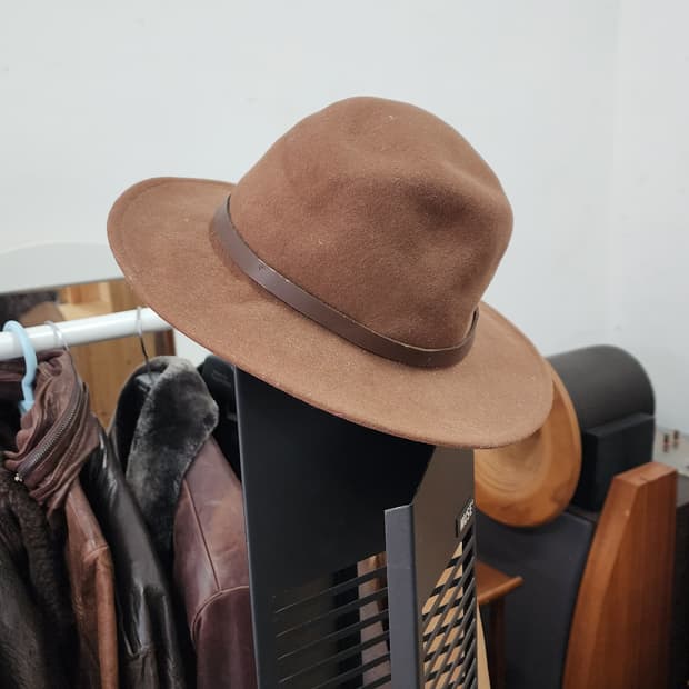 디스커버리 채널 울 펠트 중절모 페도라