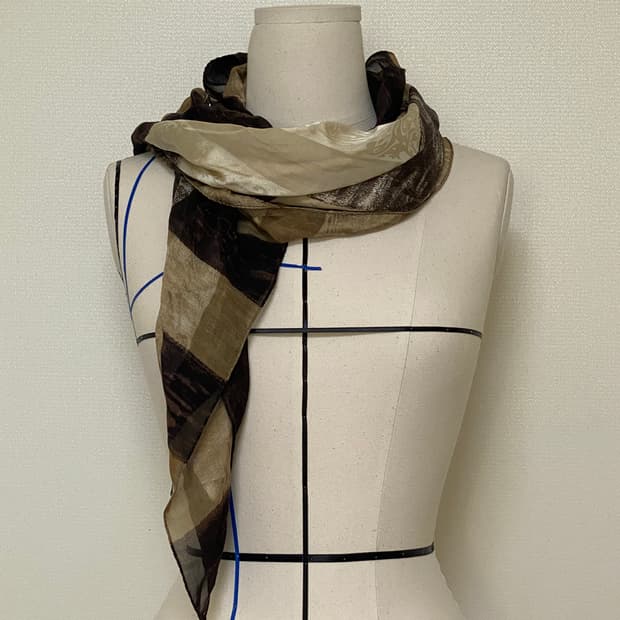 ANNE KLEIN 실크 스카프