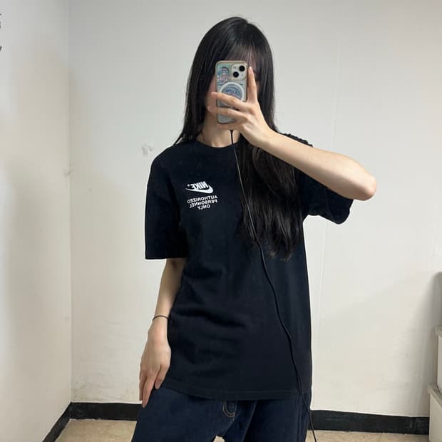 Nike Black Back Logo Print T-Shirt
