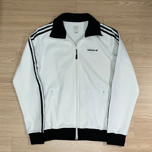 90‘s Black White Jersey