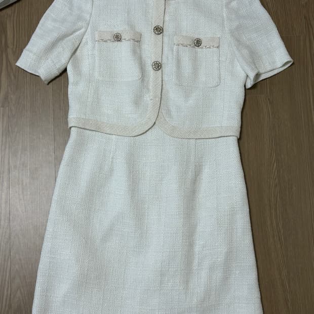 라인 트위드원피스 55사이즈