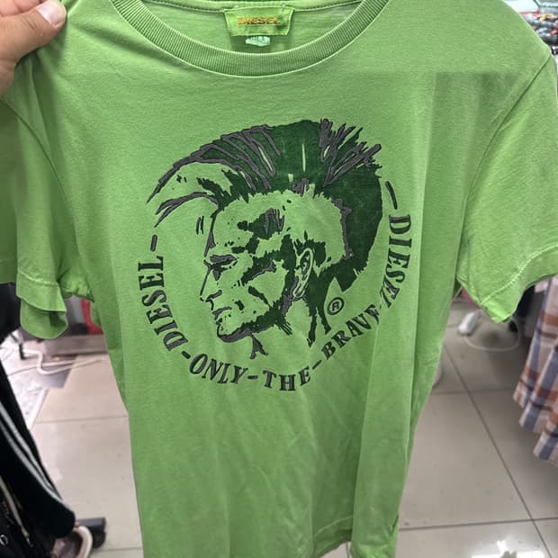 디젤 반팔티셔츠