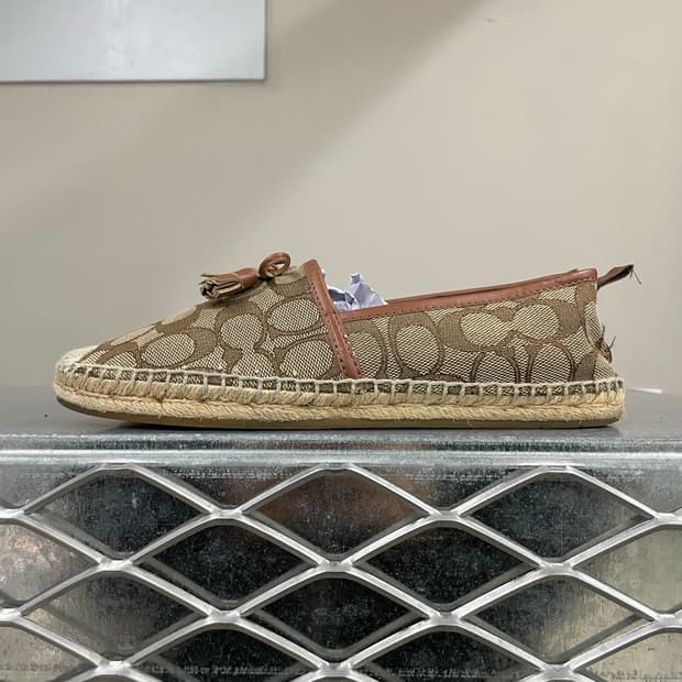 코치 에스파듀 슬립온 235