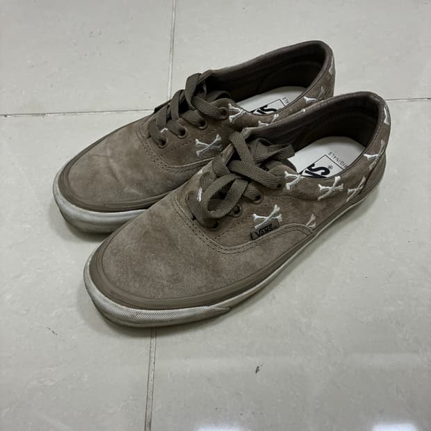 (240) 반스 x 더블탭스