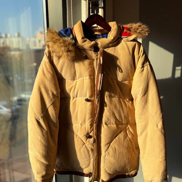 MICHIGAN 코듀로이 패딩