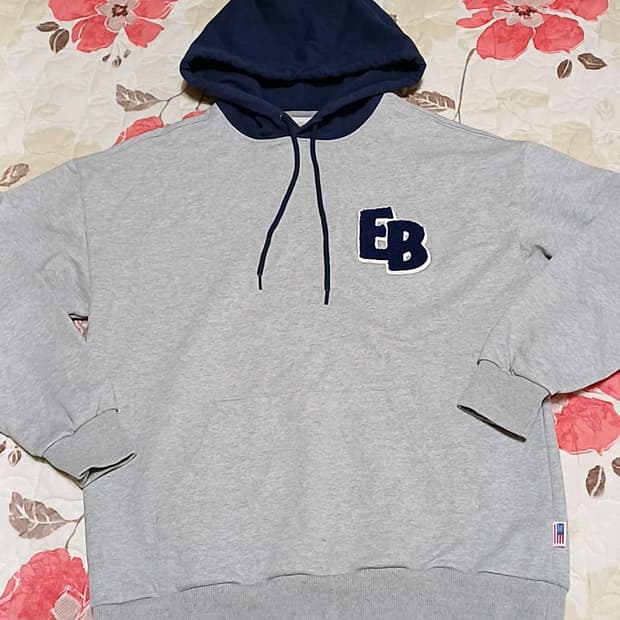 이벳필드 오버핏후드 실측100 가슴58 기장72