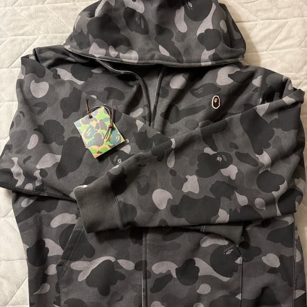 베이프 카모 후드집업