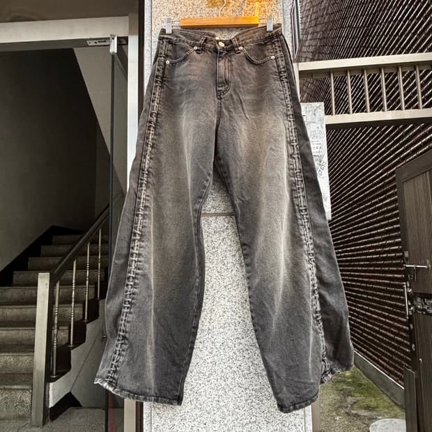 OOT 사이드 윙 데님 팬츠