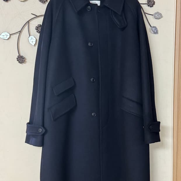 비슬로우 발마칸 코트 (거의 새상품)