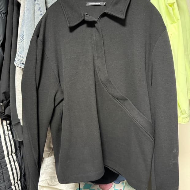 해칭룸 집업 니트