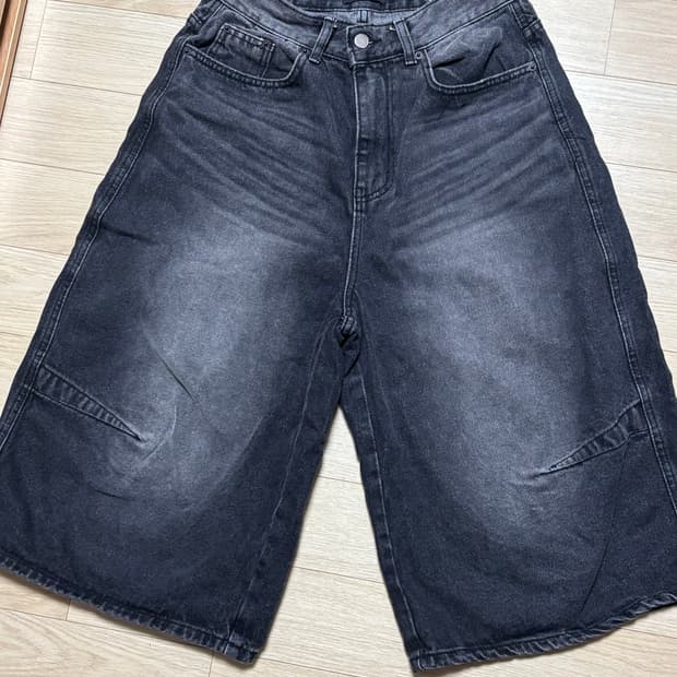 흑청 버뮤다 팬츠