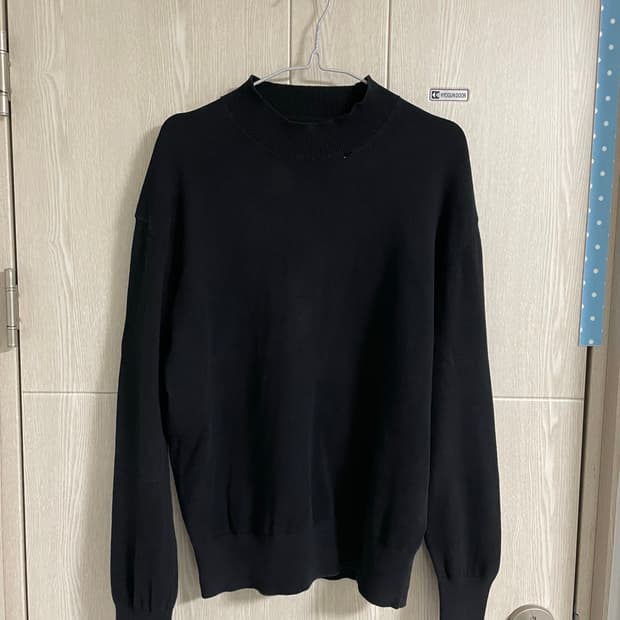 [M]론트 모크넥 니트