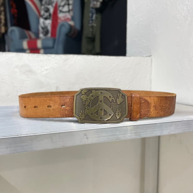 Lucky Brand 피스 버클 크랙 레더 벨트