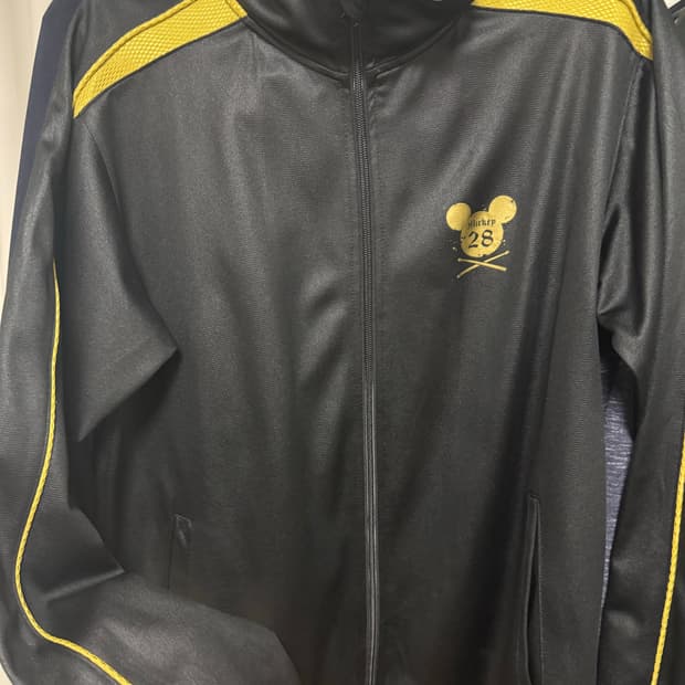 아디다스 디즈니 콜라보 트랙탑 져지