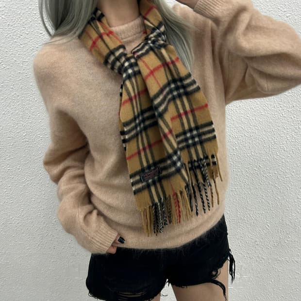 버버리 클래식 노바체크 캐시미어 머플러
