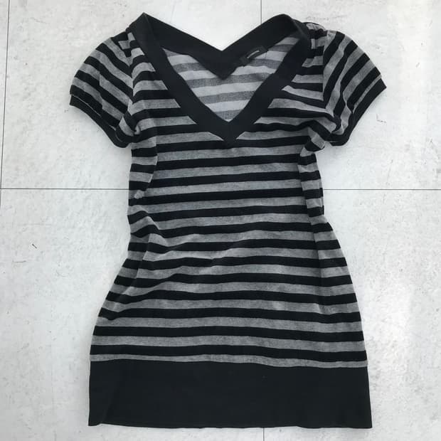 그레이-블랙 스트라이프 니트 원피스