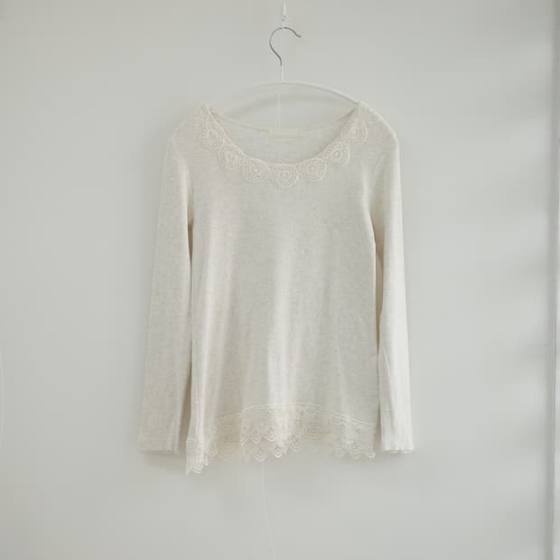  Jeanasis oatmeal lace sleeveless tee