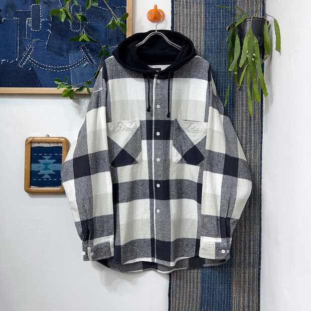 BEAMS  flannel hoodie shirt 