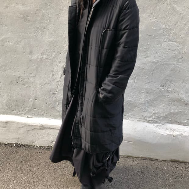 언더커버 하이넥 실크 레더 코트 