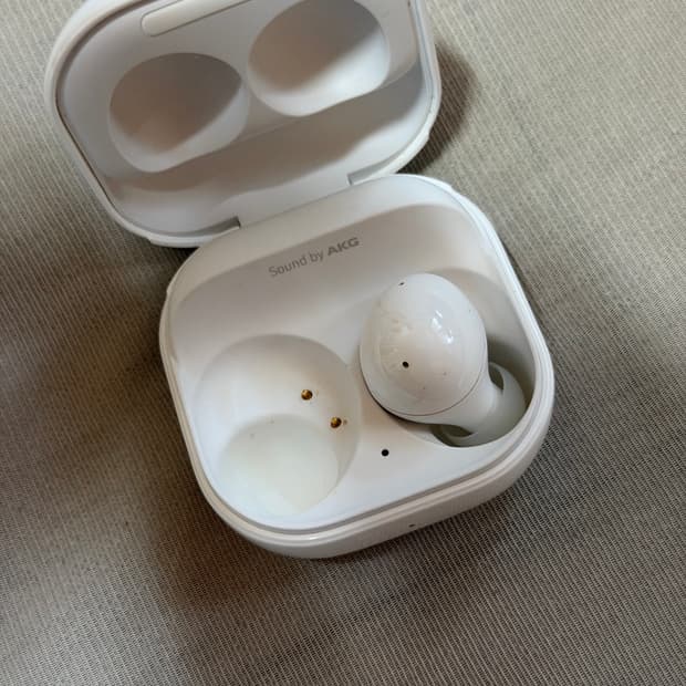 갤럭시 버즈 2 화이트 