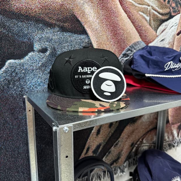 에이프 뉴에라 한정 캡 모자