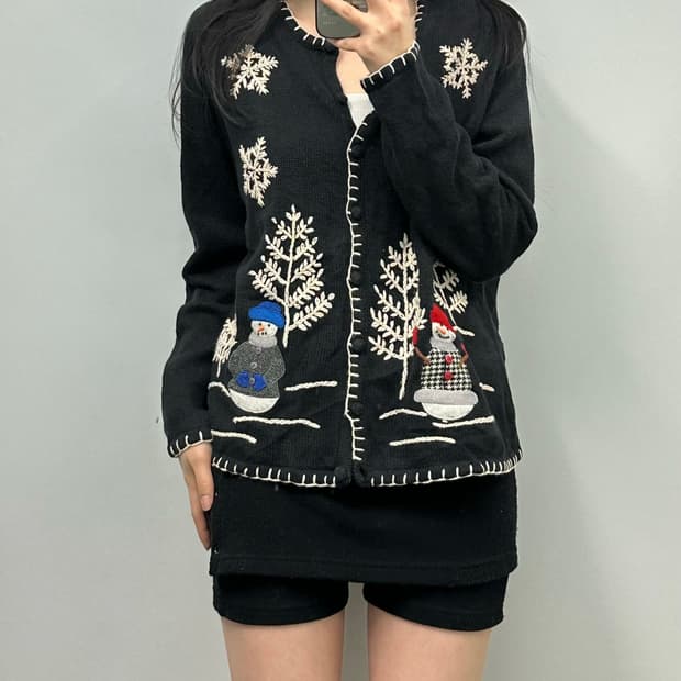 새상품 Japanese vintage 자수 블랙 니트 가디건
