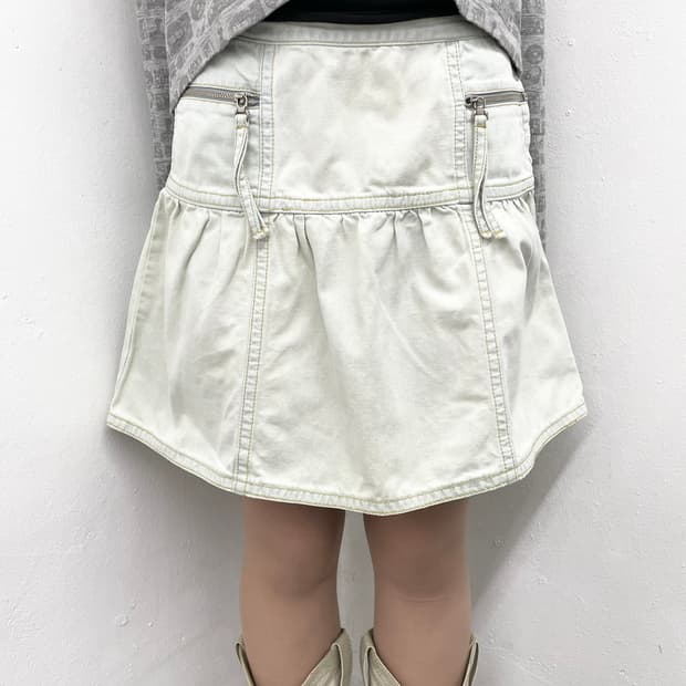 연청 핀턱 프릴 스커트