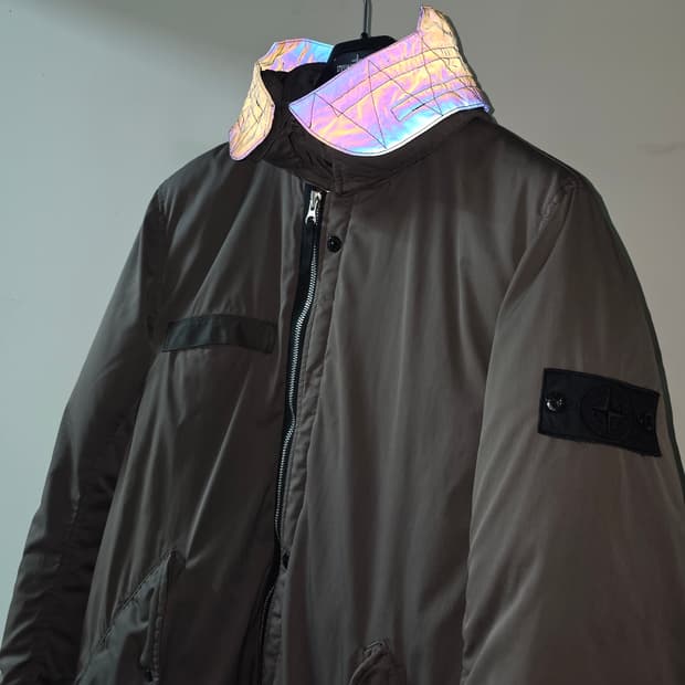 스톤아일랜드 쉐도우프로젝트 10주년 스카라베오 다운 패딩