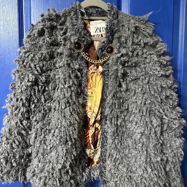 Zara자라 퍼 자켓 S