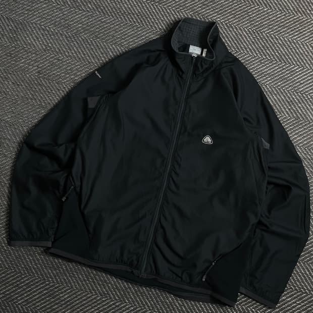 00s 나이키 ACG 올드스쿨 블랙 바람막이 y 4343