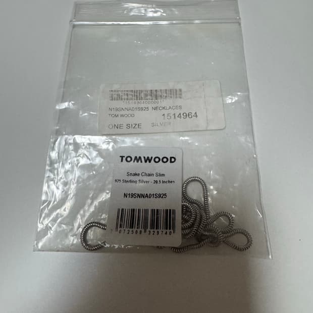 톰우드 스네이크 체인 목걸이 미친 가격에 판매합니다!