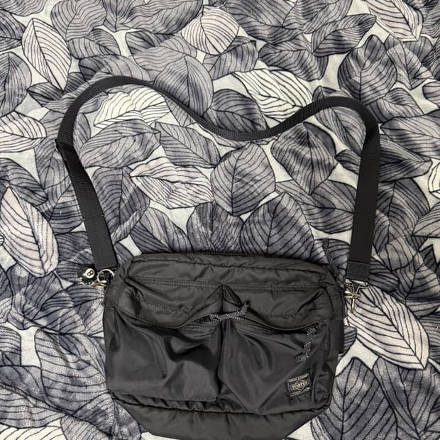 포터 탱크숄더백