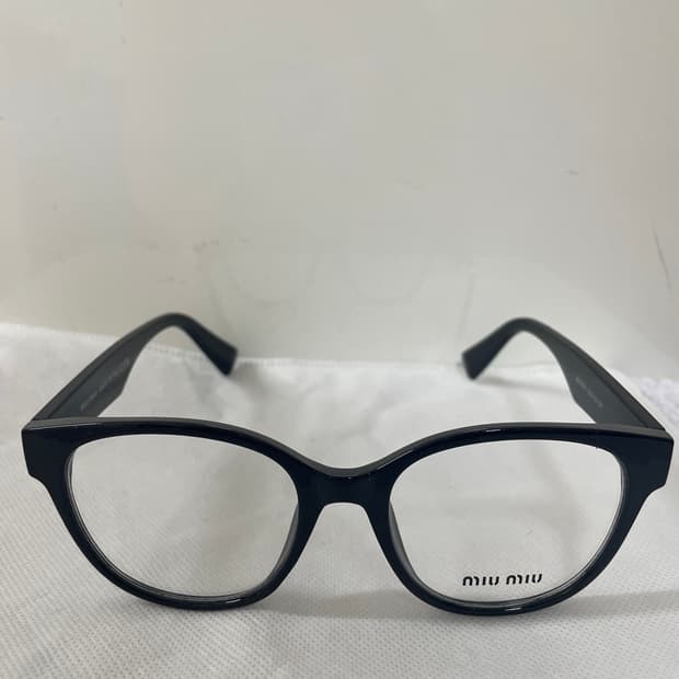 미우미우 안경테