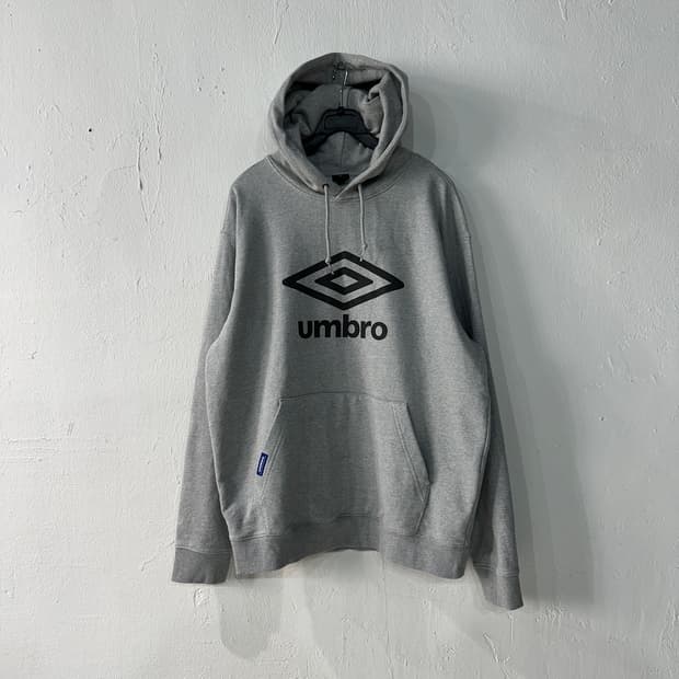 엄브로 빅로고 후드티 L