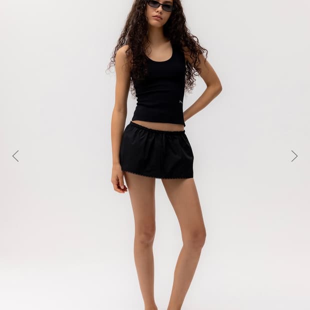 글로니 lace up mini skirt