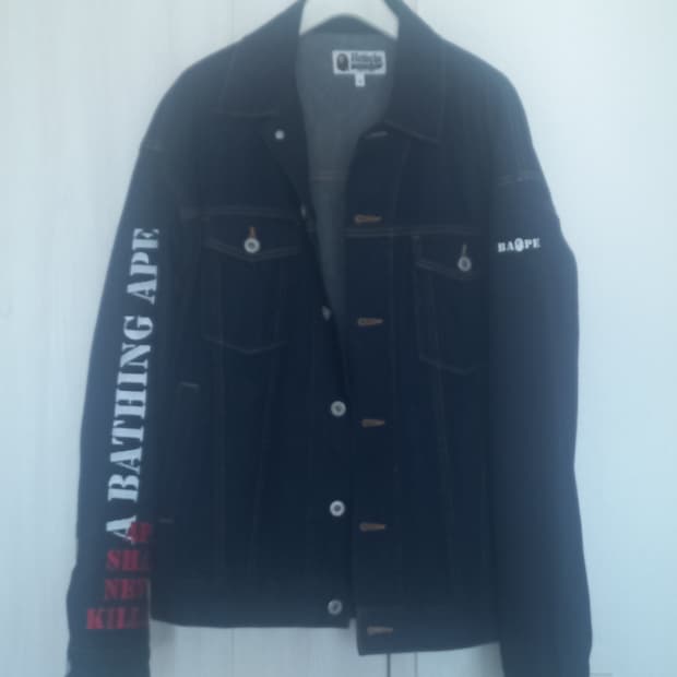 베이프 초희귀 트리커 자켓