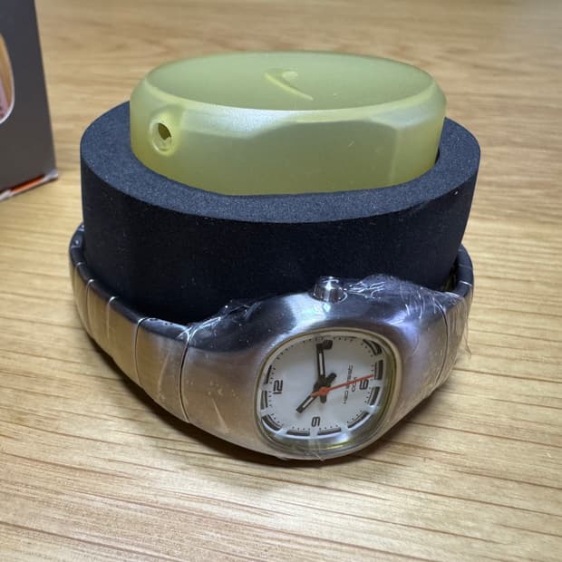 새상품) 데드스탁 나이키 트라이엑스 아머드 메탈워치