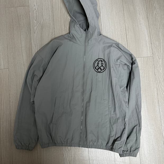 이지 x 고샤 루브친스키 벌처 WB-01 자켓 모카