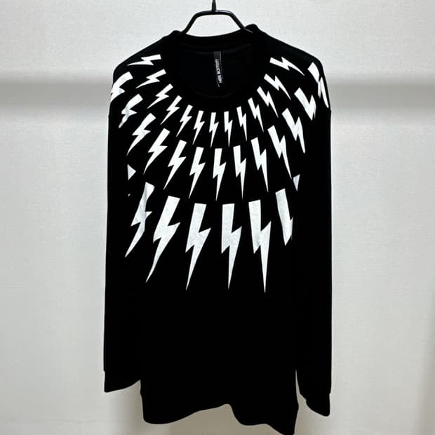 [L] 닐바렛 썬더 라이트닝 네오프렌 스트레이트 봄버 맨투맨