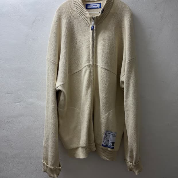 미하라야스히로 니트집업