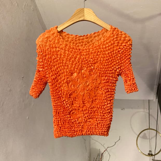 올록볼록 오렌지 탑