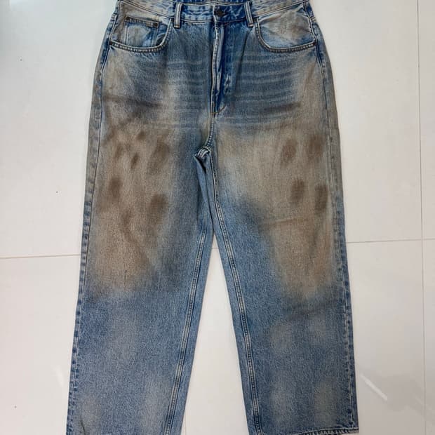 Zara 아크네맛 배기핏 진 (34)