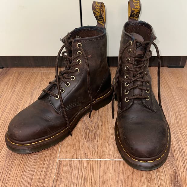 닥터마틴 1460 8홀 가우초 브라운 250