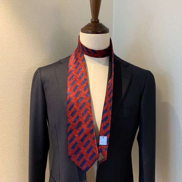 랑방(LANVIN) 기하학적패턴 명품넥타이 택 달린 미품 A+등급