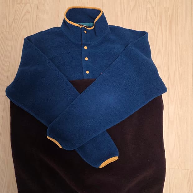 파타고니아 신칠라 라이트웨이트 옵시디언플럼 맨 L